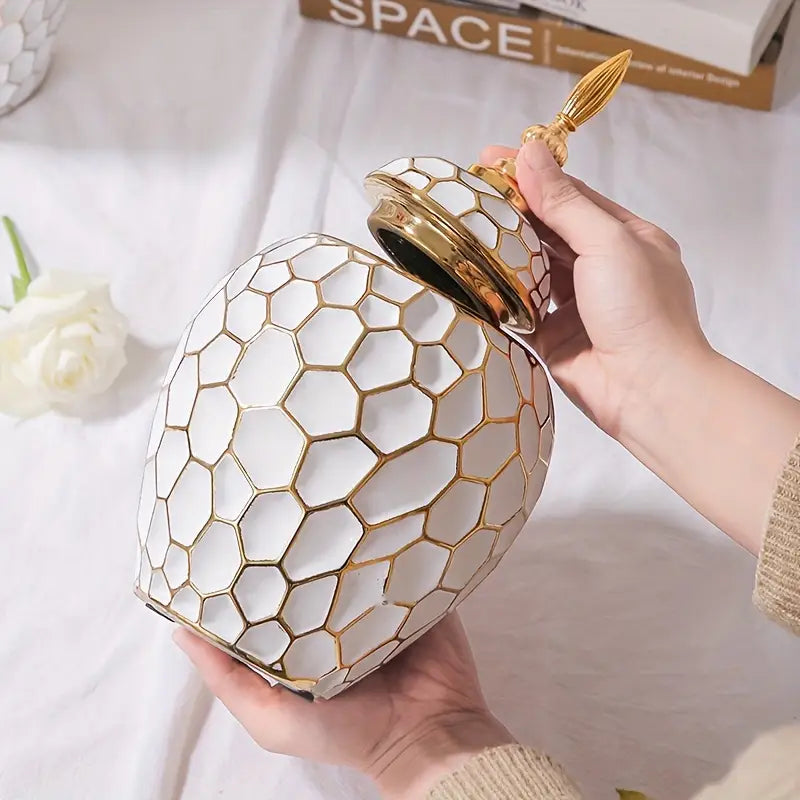 Vaso de Cerâmica Oval com Acabamento Metalizado, 3 Peças — Elegância para Sala, Mesa ou Entrada