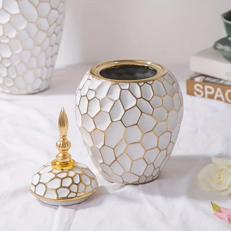 Vaso de Cerâmica Oval com Acabamento Metalizado, 3 Peças — Elegância para Sala, Mesa ou Entrada