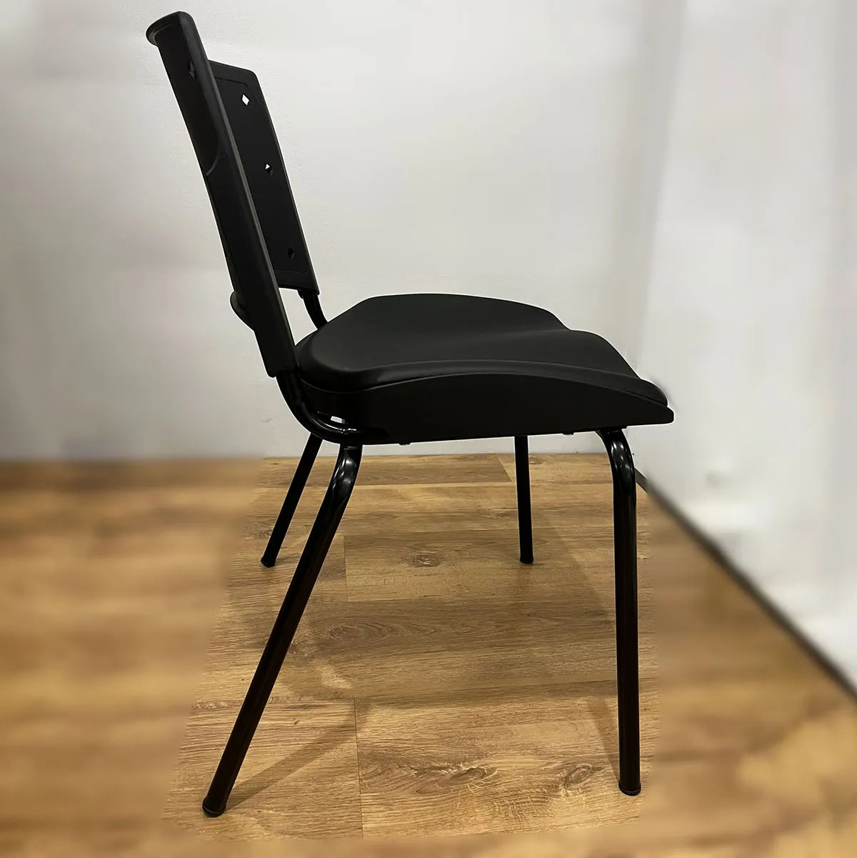 Kit com 2 Cadeiras Fixas Ergonômicas NR 17 para Escritório com Assento Estofado F5